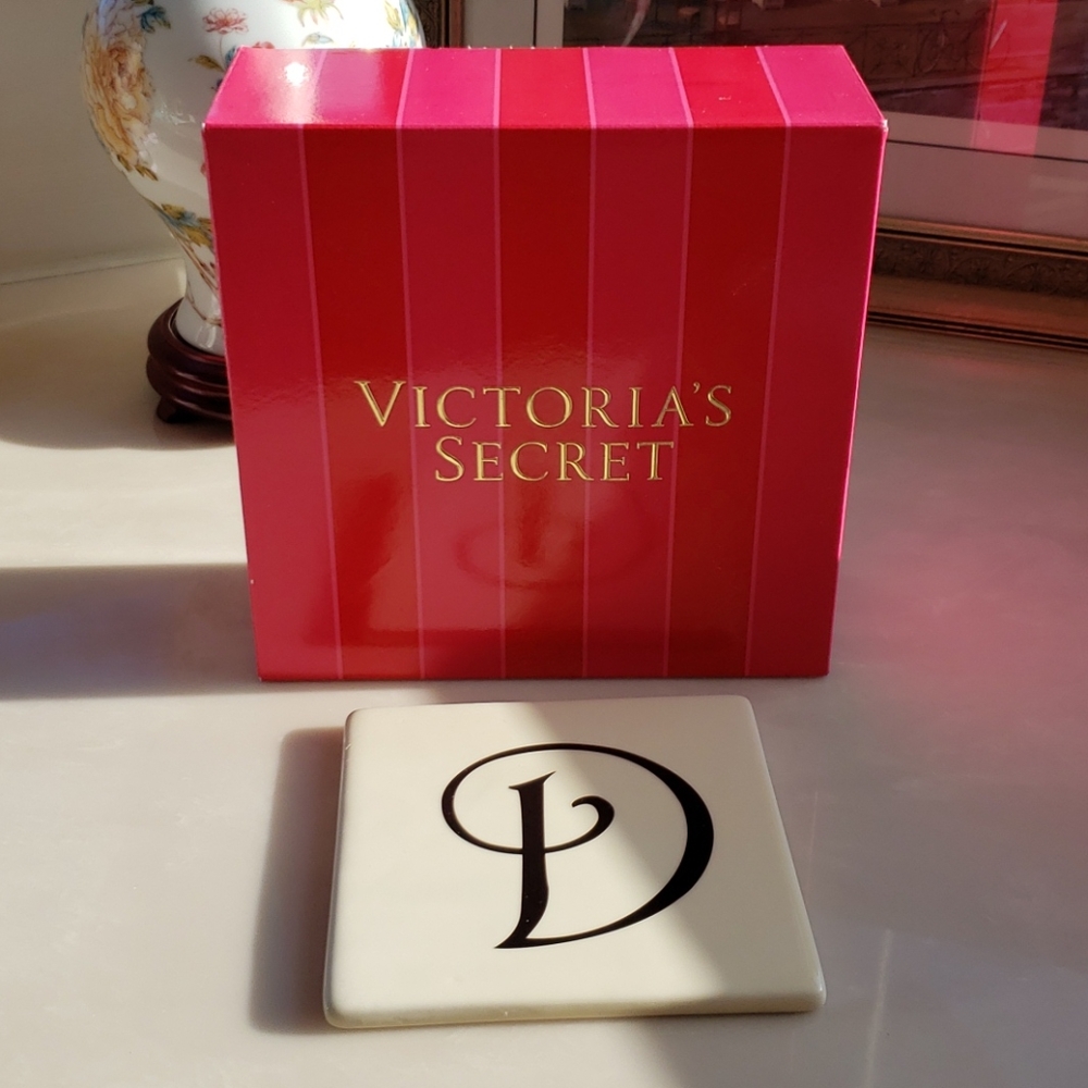 Victoria's Secret X Gift Wrap Bundle Special Occasion 🎁 NWOT